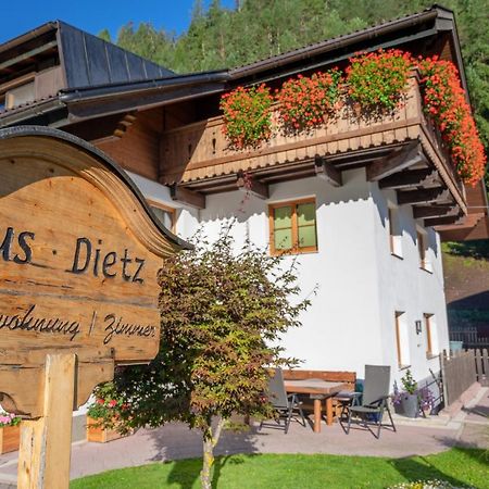 Haus Dietz Elbigenalp Luaran gambar
